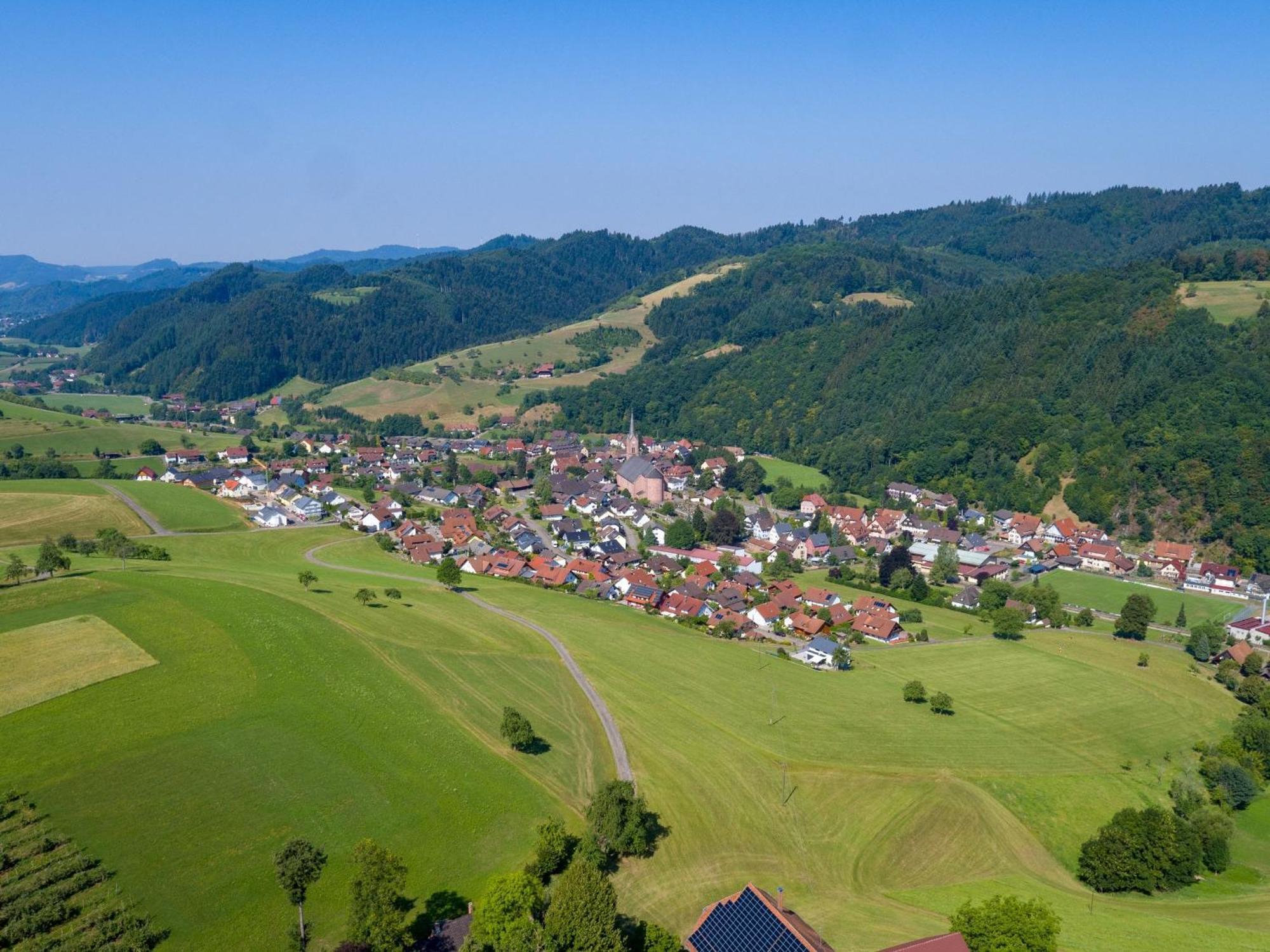 Ferienwohnungen Golla-Lang オーバーハルマースバッハ エクステリア 写真